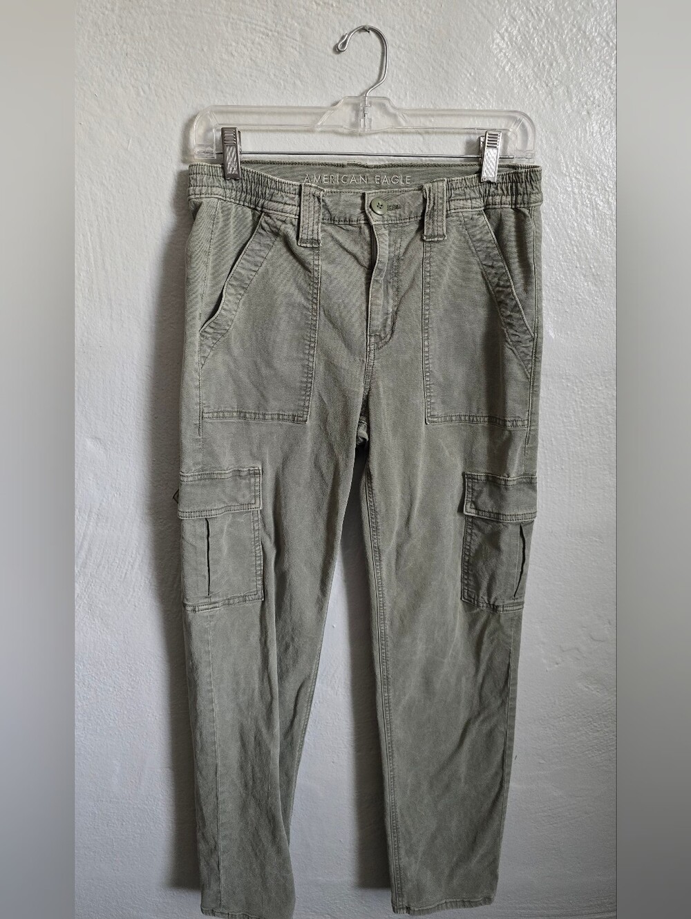 American Eagle Outfitters Men's Sage Green Cargo Pants